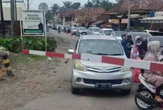 Masih Ada Kendaraan Roda Empat Trobos Antrian