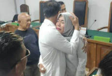 Tok ! Eks Wawako Palembang dan Suami Divonis 7,5 Tahun Penjara