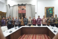 Diskusikan Proyek Strategis hingga Pupuk Subsidi