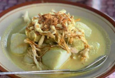 Kenikmatan Sarapan Lontong Opor di Pagi Hari : Tradisi dan Sensasi Kuliner Nusantara