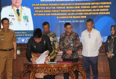  Bupati Bersama Gubernur  dan Perusahaan Teken MoU Percepatan Pembangunan Jalan Khusus 