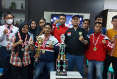 Atlet Tinju Prabumulih Juara Umum Piala Gubernur Lampung  
