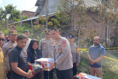 Salurkan Bantuan untuk Korban Kebakaran di Desa Pangkul, Kapolres: Polri Harus Hadir Saat Masyarakat Membutuhk