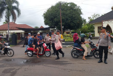 Kapolres Lubuklinggau Bagikan Takjil Gratis, Wujud Kepedulian di Bulan Ramadhan