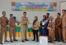 Pemkab OKU Timur Salurkan Bantuan untuk Wirausaha Baru, Dorong Pertumbuhan IKM Lokal