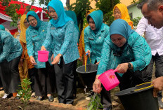 Ajak Warga Menabung dan Sedekah Sampah