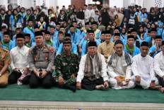 Dilepas Isak Tangis, 309 CJH Muara Enim Tunaikan Haji