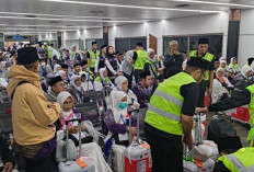Keberangkatan Kloter Pertama Jamaah Haji Indonesia : Menang Sebut 41 Ribu Jamaah Lansia Akan Berangkat Haji !