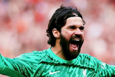Alisson Becker Bakal Menepi 6 Pekan