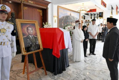 Prabowo Antar Kepergian Ryamizard Ryacudu, Negara Beri Penghormatan Militer Terakhir