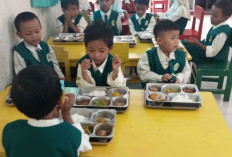 MBG hingga Kopdes Merah Putih Mesin Pertumbuhan 8 Persen