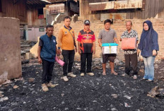 Peduli Korban Kebakaran Batukuning, Bupati OKU Gerak Cepat Berikan Bantuan