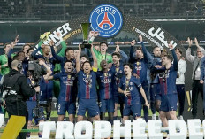 PSG Angkat Piala Super Prancis di Kuwait