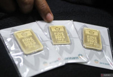 Harga Emas Antam Turun Rp2.000 per Gram pada Kamis Pagi