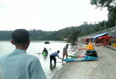 Sensasi Pantai di Tengah Danau : Destinasi Wisata Baru di OKU Selatan yang Wajib Dikunjungi !