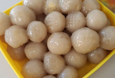 Tren Kuliner Kekinian: Cilok Telur Asin, Camilan Gurih yang Bikin Ketagihan