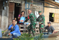 Dua Kecamatan di OKI Banjir, Kodim 0402/OKI Distribusikan Bantuan Sembako