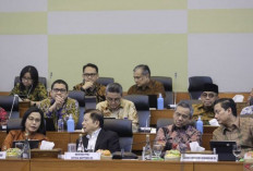 Beragam ‘Hadiah’ Undang-undang dari DPR untuk Pemerintahan Baru