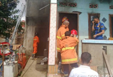 Respons Cepat Damkar Muba Berhasil Jinakkan Api di Sekayu 40 Tabung Gas Selamat dari Ledakan
