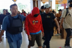 Polisi Bawa 3 Terduga Jaringan Bandar Narkoba Jambi ke Jakarta  