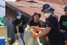 Semarakkan Hari Lingkungan Hidup Sedunia, PLN UIP Sumbagsel Gelar Aksi Pembersihan dan Pengolahan Sampah 