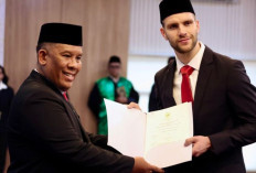 Tak Sabar Ingin Bela Timnas Indonesia : Perjalanan Maarten Paes dari Belanda ke Timnas Indonesia !