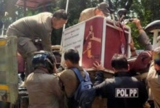 Satpol PP Tertibkan 8 Motor Listrik Kopi Keliling di Jalan Pom IX Palembang