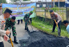 Melalui Gerakan Indonesia Asri, Koramil 402-10/Kayuagung Tanamkan Kepedulian Lingkungan