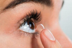 Dokter Ingatkan Perawatan Lensa Kontak Cegah Infeksi Kornea Mata