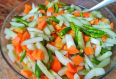 Acar Timun: Pelengkap Makanan yang Selalu Digemari
