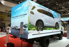 Isuzu Tampilkan ELF NMR LED di GIIAS 2025: Tawarkan Kombinasi Daya Angkut dan Digitalisasi !