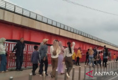 Wali Kota Palembang Ajak Pegawai dan Pelajar Naik LRT