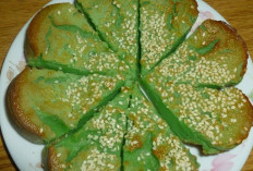 Kue Bakar Pandan Sajian Tradisional yang Harum dan Menggoda Selera