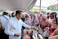 Ratu Dewa Buka Bazar Ramadhan 2026 di Setda Palembang, Dorong UMKM dan Stabilitas Harga