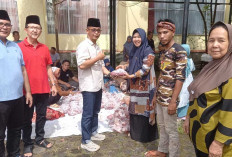 DPRD Muara Enim Salurkan Dua Ekor Sapi Kurban 
