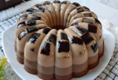 Puding Lapis Kopi Gula Merah Hidangan Manis yang Sedang Digemari