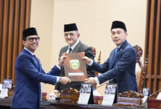 8 Fraksi DPRD Sumsel Sampaikan Pandangann Umum Terkait  Raperda Pertanggungjawaban APBD 2025