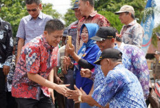 Pemkab OKU Timur Salurkan Bantuan Bedah Rumah Gratis untuk Warga Miskin