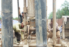Satgas Kebut Pekerjaan, Pemasangan Pipa Pylon Jembatan Gantung Kuala Dua Belas Dipercepat