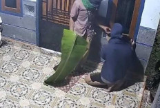 Viral 2 Pria Bertopeng Berupaya Bobol Rumah di Desa Mandi Angin : Warga Mengaku Resah !