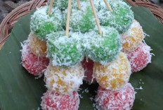 Kue Cenil: Kudapan Tradisional yang Manis dan Penuh Warna