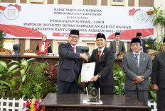 Pj Bupati Banyuasin Hadiri Pengucapan Sumpah Pimpinan DPRD Definitif Tahun 2024-2029 