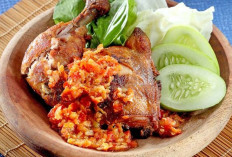 Ayam Penyet: Kuliner Indonesia yang Mendunia dengan Sensasi Pedas Menggoda