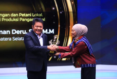 Herman Deru Dinobatkan People of The Year 2025