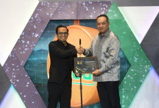 Dirut PLN Raih The Most Inspiring ESG Corporate Leader