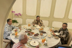 Jokowi Jamu 3 Bacapres, Menu Ayam Kodok hingga Es Laksamana Ngamuk