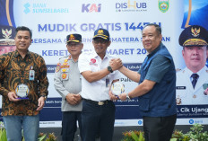 Sinergi KAI, Pemprov Sumsel, dan Bank Sumsel Babel Berangkatkan Ribuan Pemudik Gratis dari Stasiun Kertapati