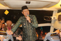 Bupati Edison Sambut Kepulangan 334 Jemaah Haji Muara Enim 
