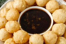Pempek Adaan, Si Bulat Unik yang Bikin Ketagihan