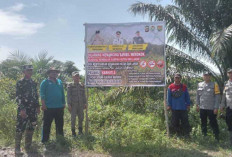 Pasang Spanduk Pencegahan Karhutla di 8 Desa